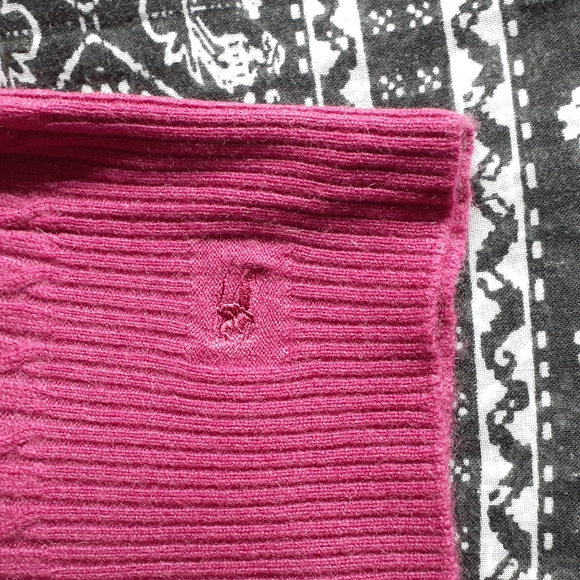 Women's Burberry Cashmere Sweater - Picture 2 of 6